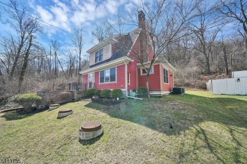 2097 State Route 31, Glen Gardner, NJ, 08826-3281 | Card Image