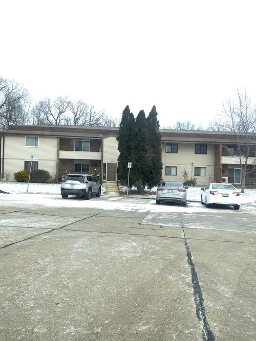 202-3601 St Andrews Court, RACINE, WI, 53403 | Card Image