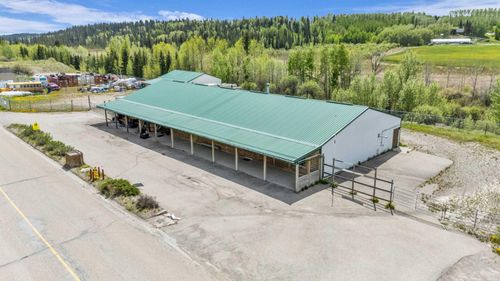 211 Railway Avenue E, Cremona, AB, T0M0B9 | Card Image