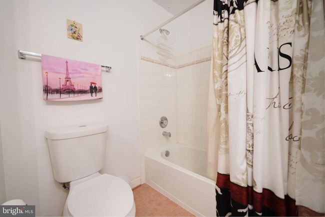 8182 Cobble Pond Way, Townhouse with 4 bedrooms, 3 bathrooms and null parking in MANASSAS VA | Image 26