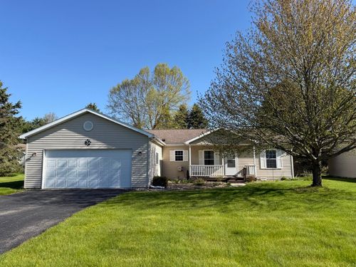 10356 Shipyard Row, Canadian Lakes, MI, 49346-9214 | Card Image