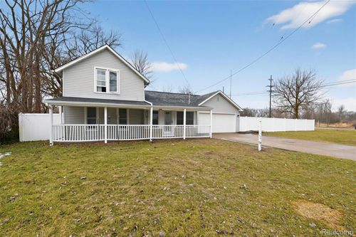 12751 Jones St, Carleton, MI, 48117-9767 | Card Image