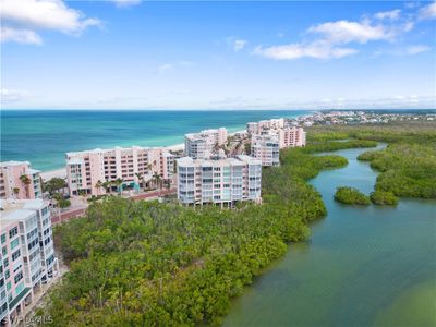 402 - 264 Barefoot Beach Boulevard, Condo with 3 bedrooms, 2 bathrooms and null parking in Bonita Springs FL | Image 1