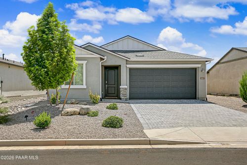 8807 N Rolling Hills Dr, Prescott Valley, AZ, 86315-8905 | Card Image