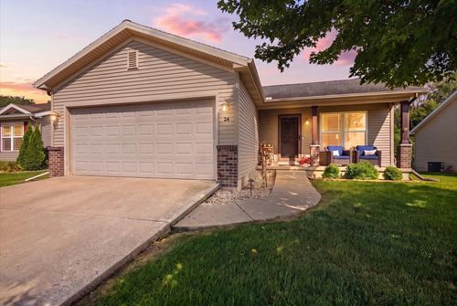 24 Winding Way, Bloomington, IL, 61705-6591 | Card Image