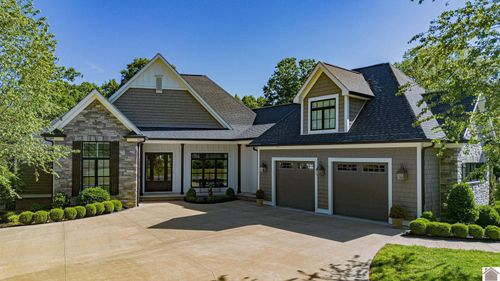 301 Carson Way, Paducah, KY, 42003-1244 | Card Image
