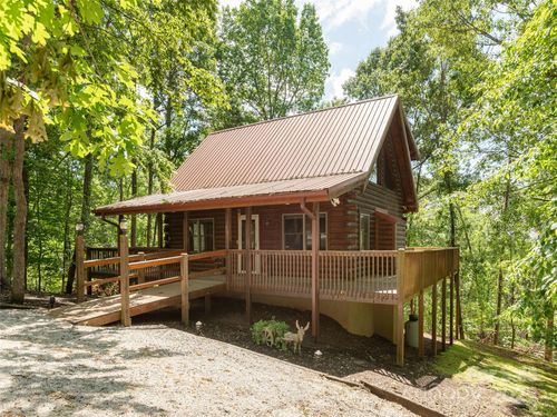 79 Acorn Ln, Rutherfordton, NC, 28139-7973 | Card Image