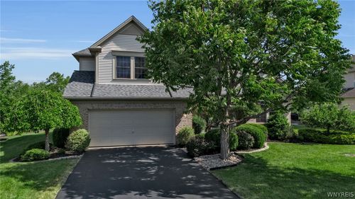 8908 Connemara Ln, Clarence Ctr, NY, 14032-9516 | Card Image