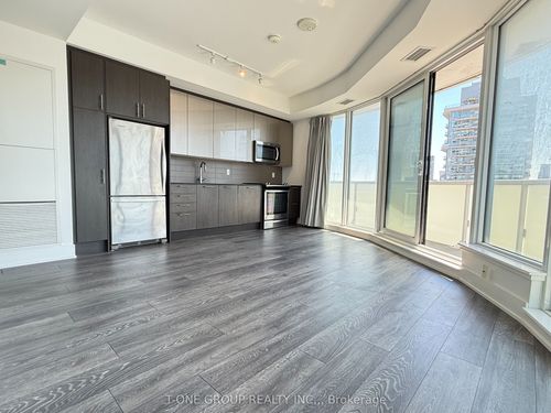 2102-403 Church St, Toronto, ON, M4Y0C9 | Card Image