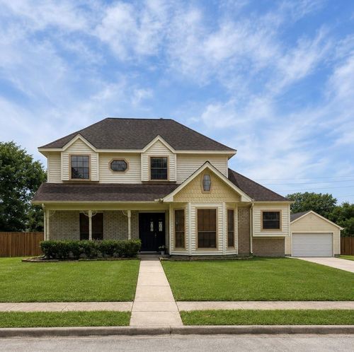 3002 El Camino St, Bay City, TX, 77414-2772 | Card Image