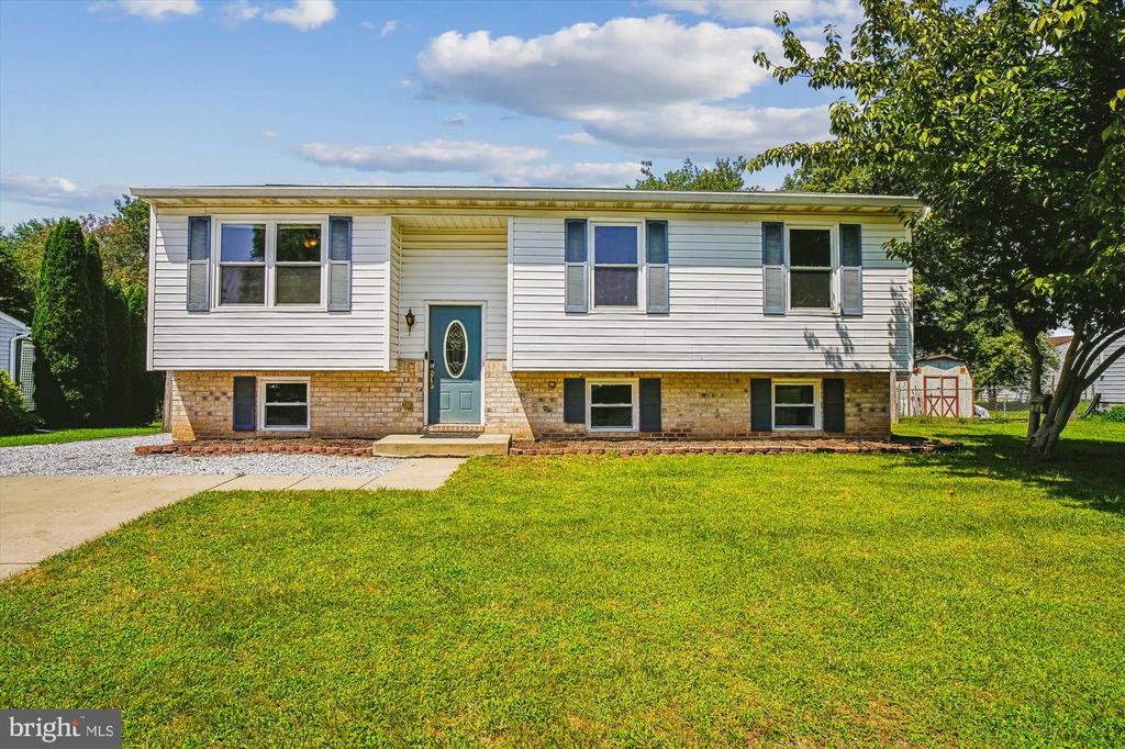 Fairground Ave, Taneytown, MD 21787