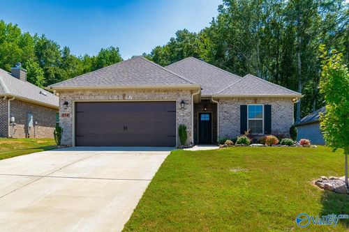 154 Midpark Dr, Meridianville, AL, 35759-1731 | Card Image