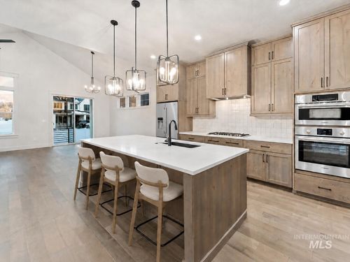 6351 W Tobi Dr, Boise, ID, 83714-6215 | Card Image