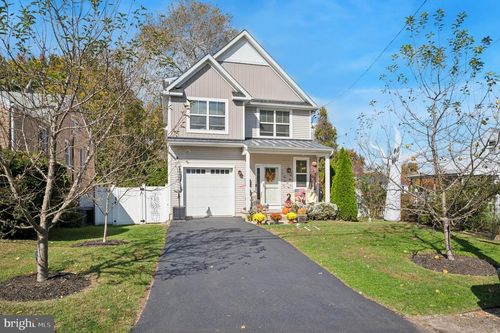 714 Crestview Rd, PHILADELPHIA, PA, 19128-2301 | Card Image