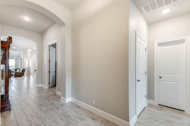 9011 Quail Gate, House other with 4 bedrooms, 3 bathrooms and null parking in Fair Oaks Ranch TX | Image 8