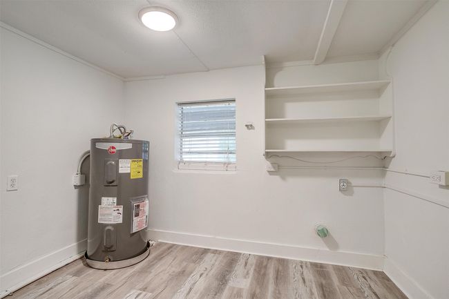345 N Field St, House other with 2 bedrooms, 2 bathrooms and null parking in Burleson TX | Image 17