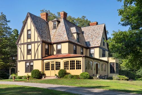 131 Hartford Rd, Manchester, CT, 06040-5971 | Card Image