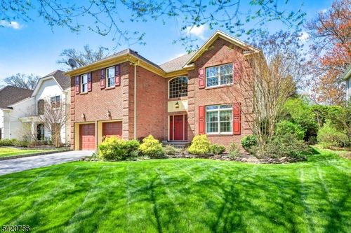 746 Clarence St, Westfield, NJ, 07090-4449 | Card Image