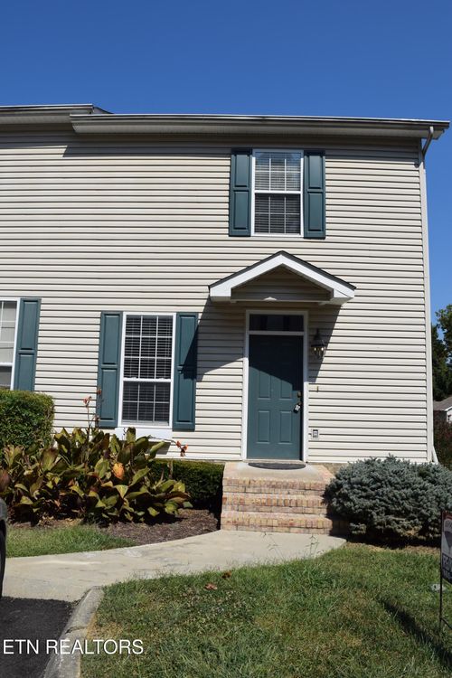 4-10725 Prince Albert Way, Knoxville, TN, 37934-3049 | Card Image