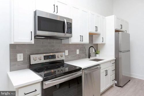 303-211 Saint Paul St, BALTIMORE, MD, 21202-5959 | Card Image