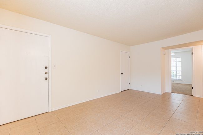 10563 Starcrest Dr, Home with 2 bedrooms, 1 bathrooms and null parking in San Antonio TX | Image 5