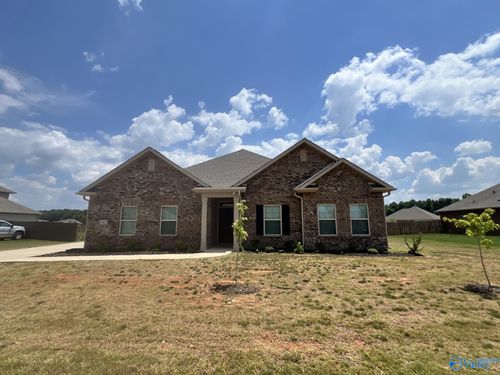 142 Tango Dr, Meridianville, AL, 35759-2291 | Card Image