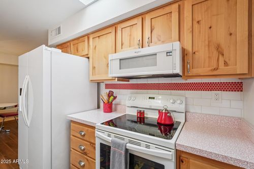 13079 N 100th Dr, Sun City, AZ, 85351-2849 | Card Image