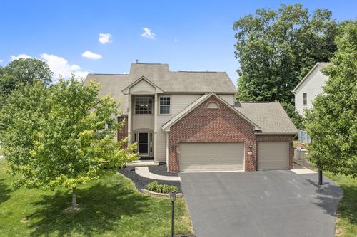 7508 Twin Acorn Ct, Lewis Center, OH, 43035-9695 | Card Image