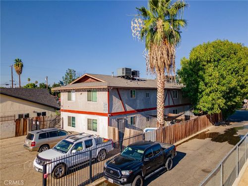 1102 Gage Street, Bakersfield, CA, 93305 | Card Image