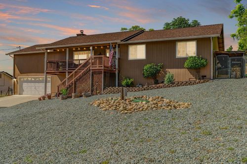 3302 Crowell Ln, Valley Springs, CA, 95252-8693 | Card Image