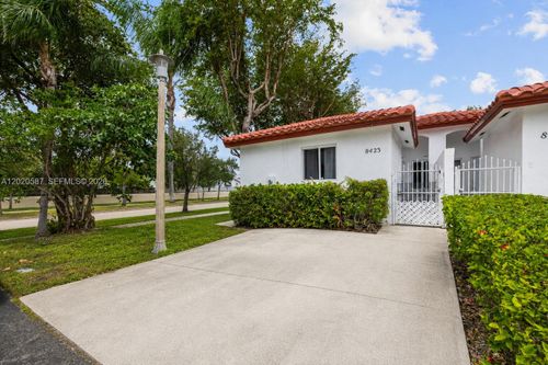 8423 Sw 209th St, Cutler Bay, FL, 33189 | Card Image