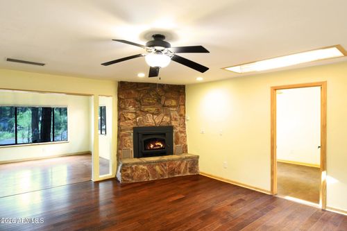 2885 Kweo Trail, Flagstaff, AZ, 86005 | Card Image