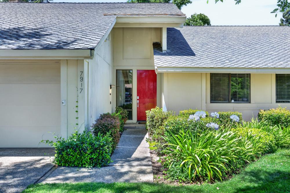 Residential in Fair Oaks 3