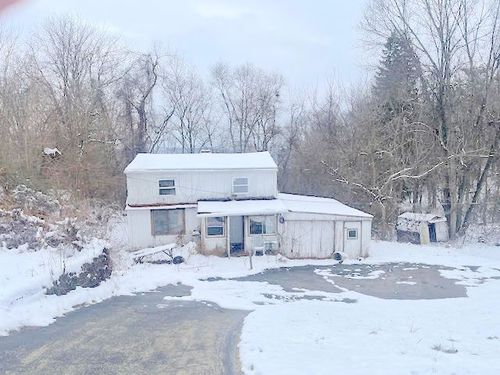 3064 Sylvan Rd, Ambridge, PA, 15003-1333 | Card Image