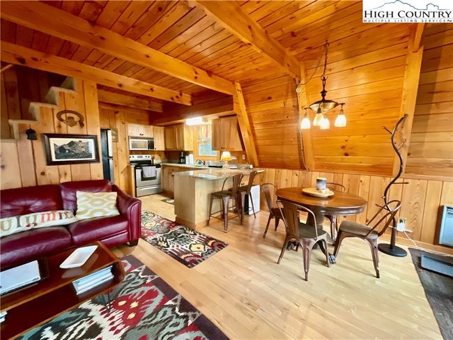 233 Cherry, House other with 3 bedrooms, 2 bathrooms and null parking in Boone NC | Image 4