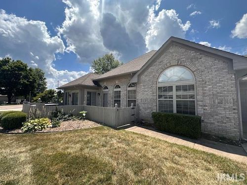 8121 Gate Way Drive, Evansville, IN, 47715-8708 | Card Image