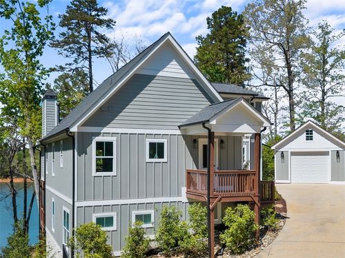 384 Lakemont Drive, Westminster, SC, 29693 | Card Image