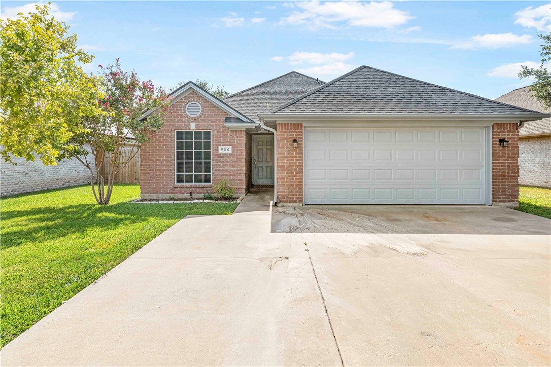 Bougainvillea St, College Station, TX 77845