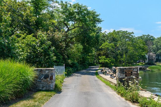 3 Pratt Is, House other with 6 bedrooms, 5 bathrooms and null parking in Darien CT | Image 4