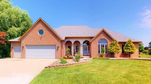 98 Devonshire Ct, Shelby, OH, 44875-1866 | Card Image