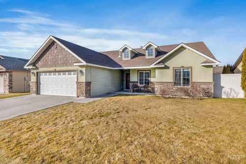 964 Borah Ave W, Twin Falls, ID, 83301-5765 | Card Image