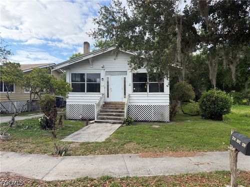 214 Avenue K Sw, Moore Haven, FL, 33471-2122 | Card Image