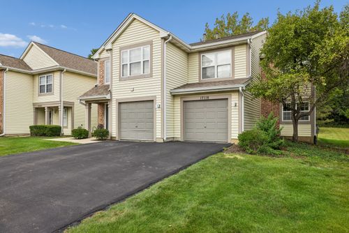 17116 W Cunningham Ct, Libertyville, IL, 60048-9469 | Card Image