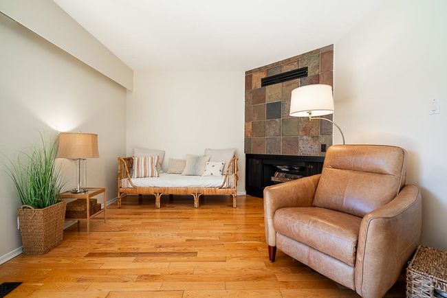 1116 Premier St, Townhouse with 4 bedrooms, 3 bathrooms and 3 parking in North Vancouver BC | Image 14