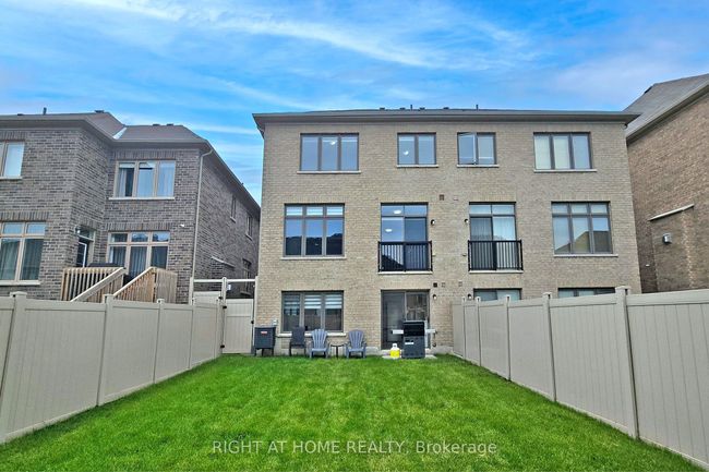 9 John Smith St, House attached with 5 bedrooms, 5 bathrooms and 3 parking in Holland Landing ON | Image 25