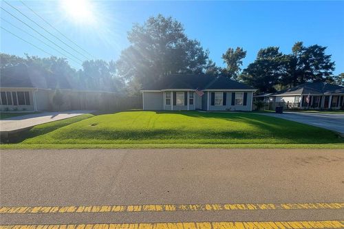 1551 Beech St, Slidell, LA, 70460-8806 | Card Image