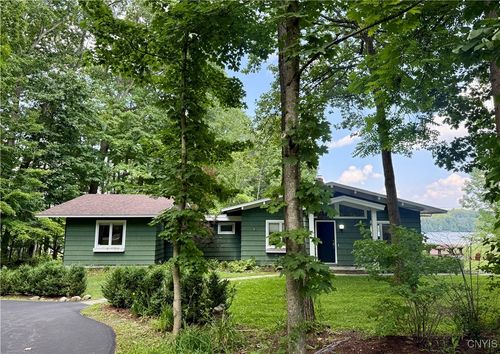 3158 W Lake Rd, Cazenovia, NY, 13035-9827 | Card Image