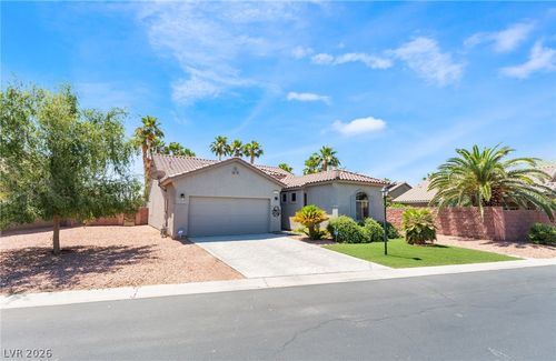 5879 Pavilion Lakes Ave, Las Vegas, NV, 89122-3406 | Card Image