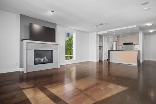 403-1530 W 8th Ave, Vancouver, BC, V6J5M6 | Card Image