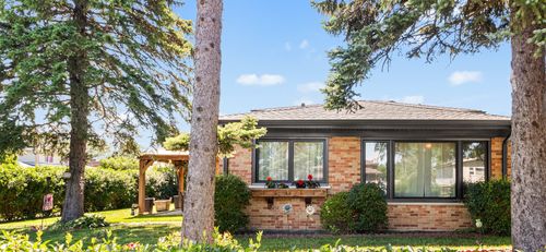 2196 Spruce Ave, Des Plaines, IL, 60018-2941 | Card Image